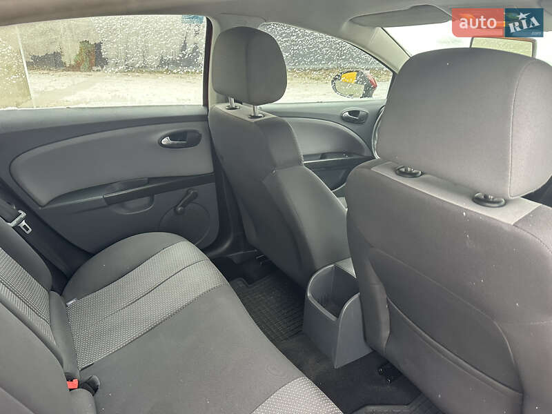 Хэтчбек SEAT Leon 2009 в Нежине фото 26 Хэтчбек SEAT Leon 2009 в Нежине