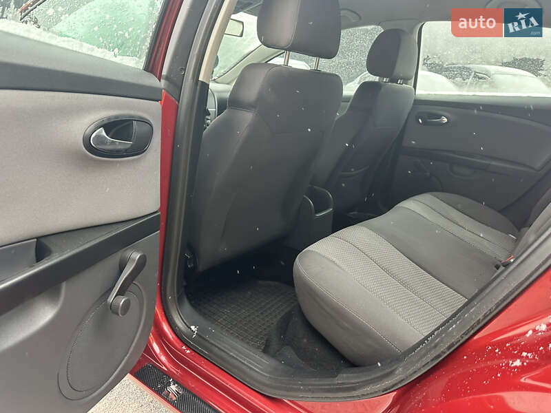 Хэтчбек SEAT Leon 2009 в Нежине фото 31 Хэтчбек SEAT Leon 2009 в Нежине