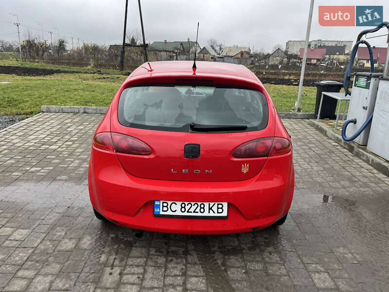 Хэтчбек SEAT Leon 2006 в Буске фото 8 Хэтчбек SEAT Leon 2006 в Буске
