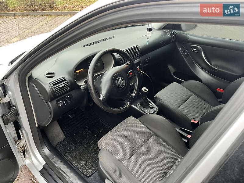 Хетчбек SEAT Leon 2004 в Миргороді фото 13 Хетчбек SEAT Leon 2004 в Миргороді