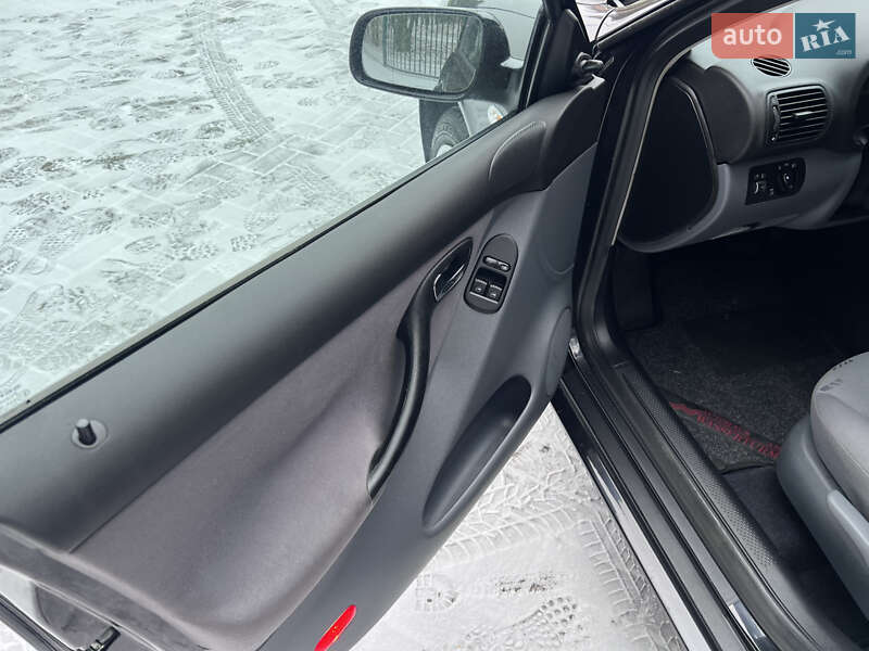 Хетчбек SEAT Leon 2001 в Львові