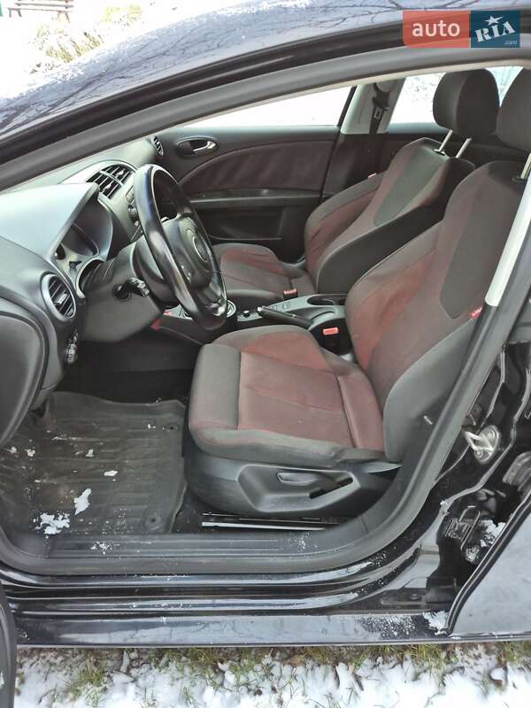 Хетчбек SEAT Leon 2007 в Харкові