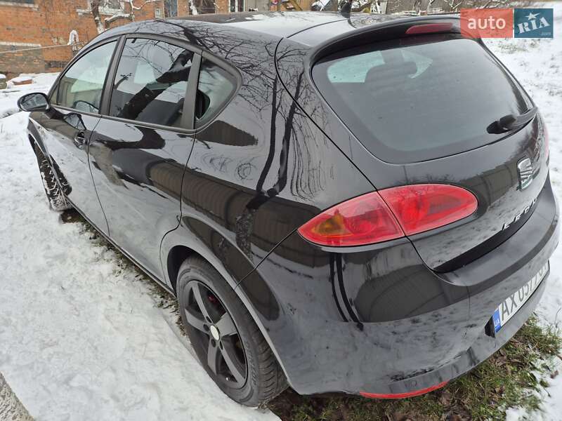 Хетчбек SEAT Leon 2007 в Харкові