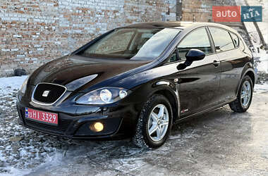 Хэтчбек SEAT Leon 2011 в Луцке