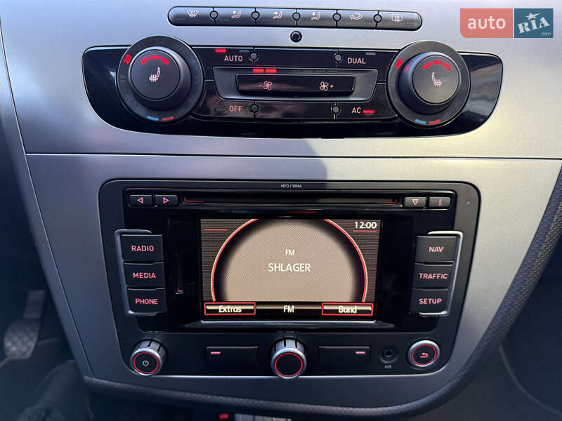 Хэтчбек SEAT Leon 2011 в Луцке