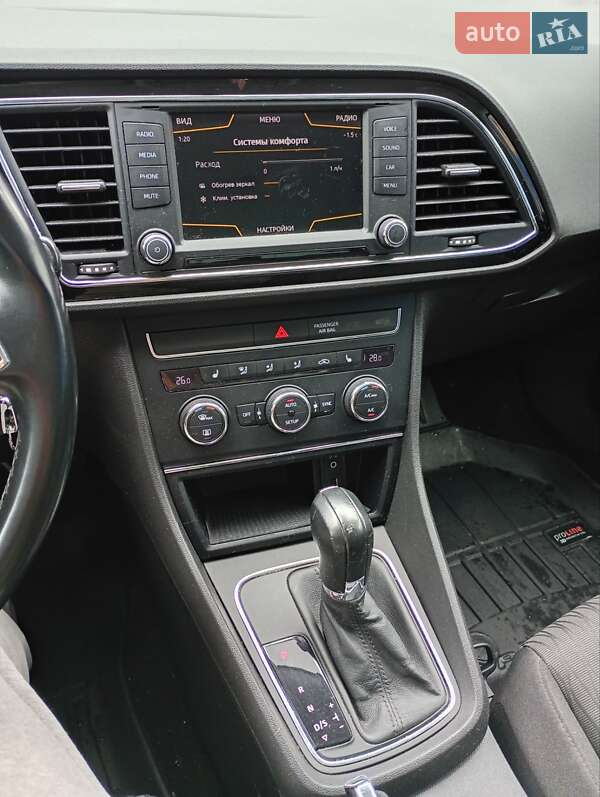 Хэтчбек SEAT Leon 2015 в Киеве