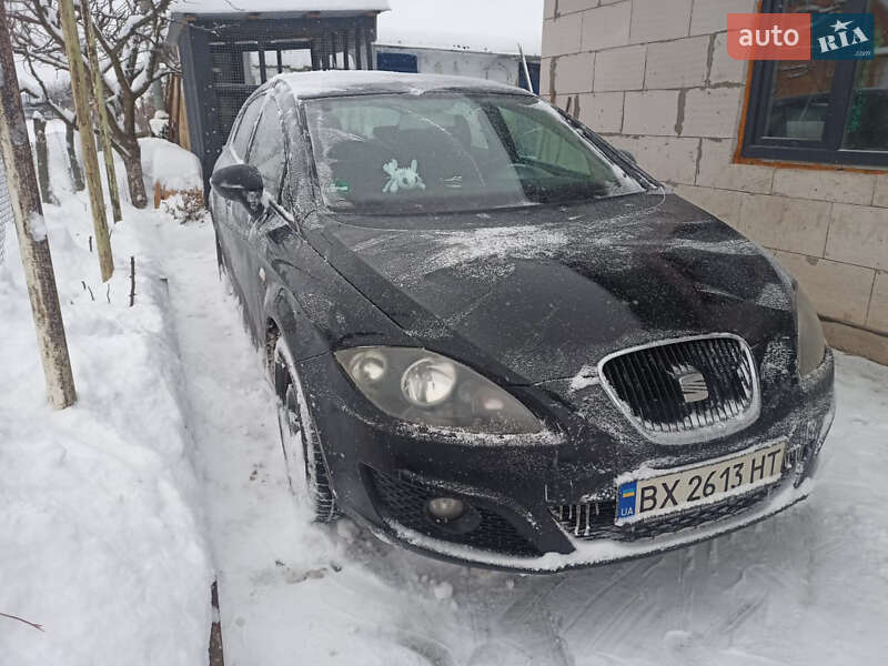 Хэтчбек SEAT Leon 2011 в Хмельницком