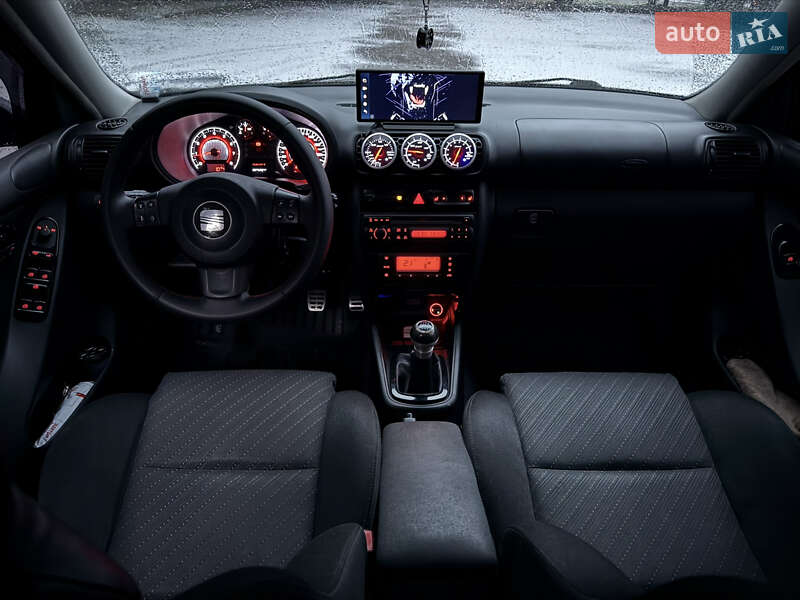 Хэтчбек SEAT Leon 2004 в Каменском фото 37 Хэтчбек SEAT Leon 2004 в Каменском