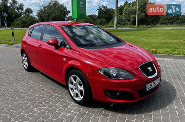 Хетчбек SEAT Leon 2010 в Чернігові