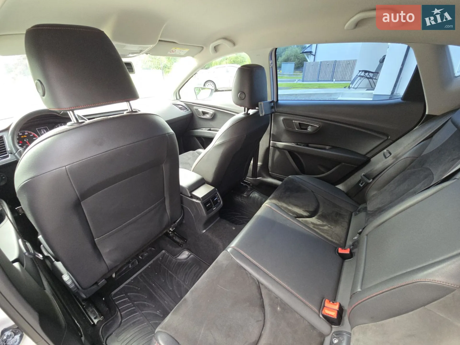 2015 SEAT Leon - мініатюра 11