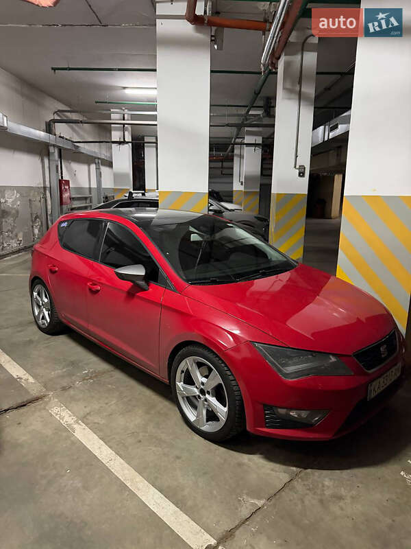 Хетчбек SEAT Leon 2013 в Києві