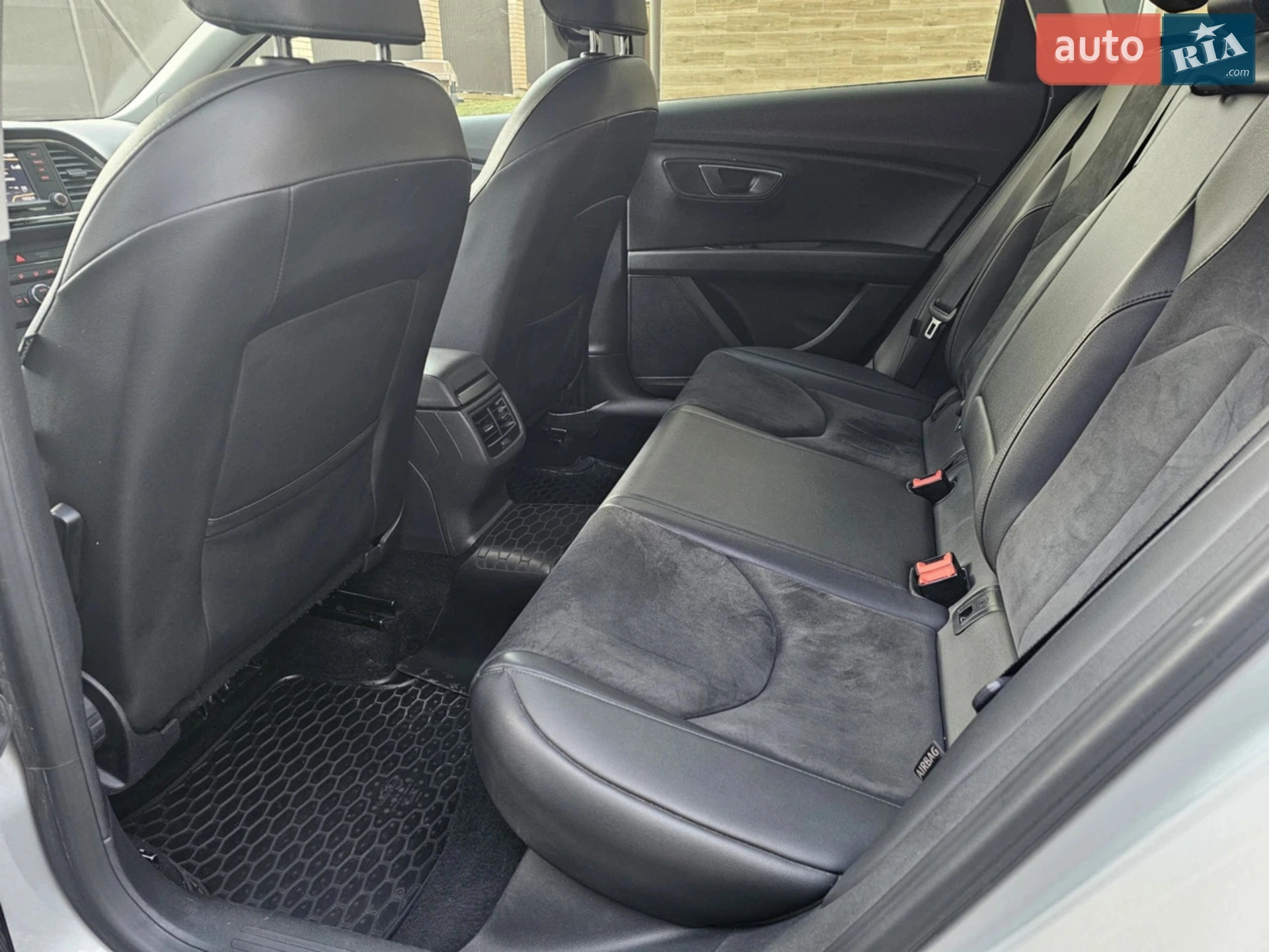 2015 SEAT Leon - мініатюра 7