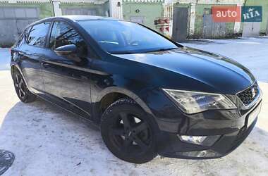 Хэтчбек SEAT Leon 2013 в Лубнах