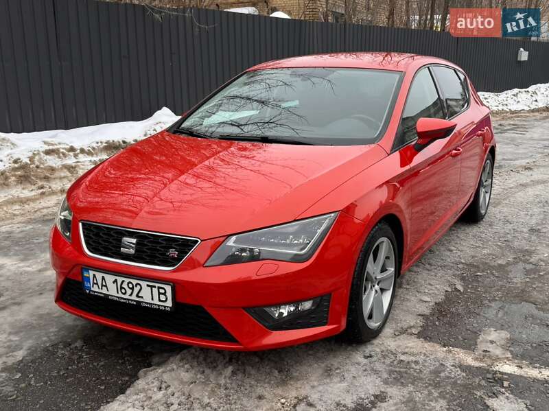 Хэтчбек SEAT Leon 2016 в Киеве