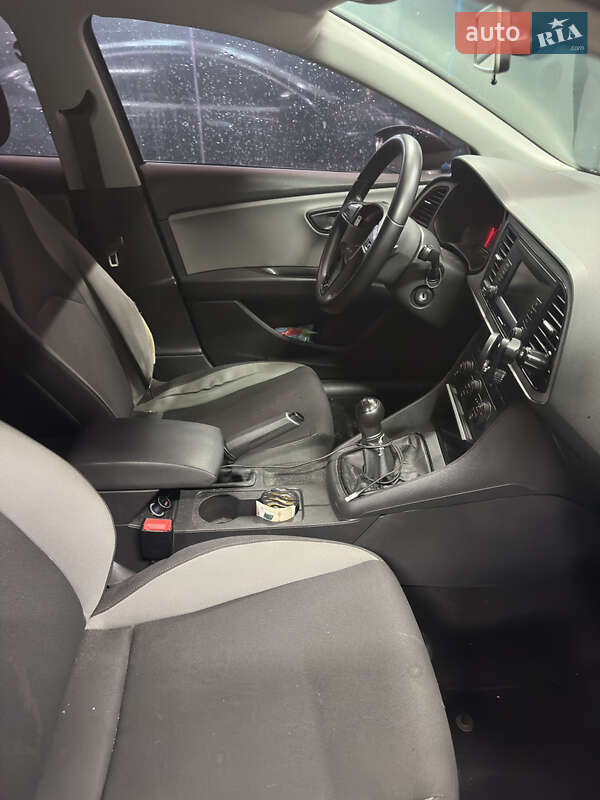Хэтчбек SEAT Leon 2013 в Киеве фото 10 Хэтчбек SEAT Leon 2013 в Киеве