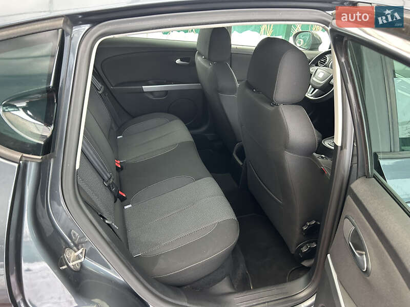 Хетчбек SEAT Leon 2011 в Білій Церкві фото 47 Хетчбек SEAT Leon 2011 в Білій Церкві