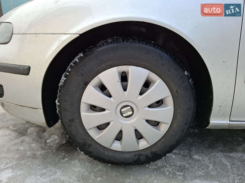 Хэтчбек SEAT Leon 2002 в Гайвороне фото 19 Хэтчбек SEAT Leon 2002 в Гайвороне