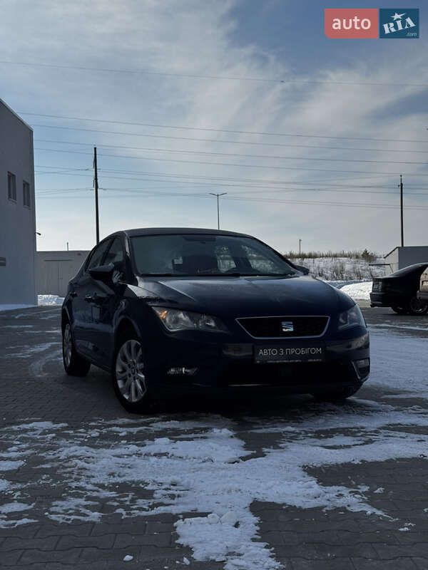 Хэтчбек SEAT Leon 2016 в Ровно