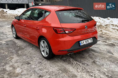 Хэтчбек SEAT Leon 2016 в Киеве