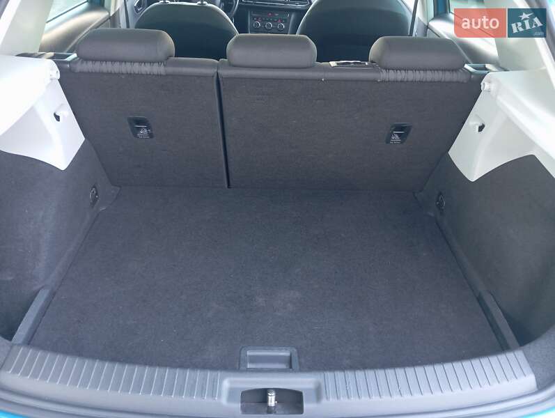 Хетчбек SEAT Leon 2016 в Києві