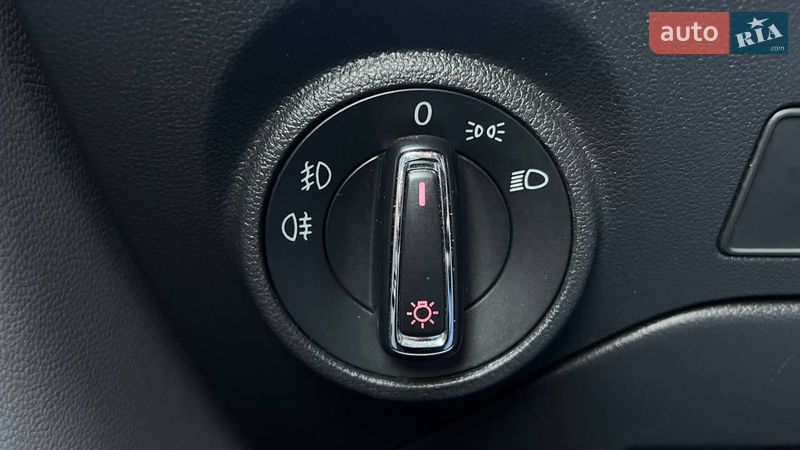 Универсал SEAT Leon 2019 в Киеве фото 20 Универсал SEAT Leon 2019 в Киеве