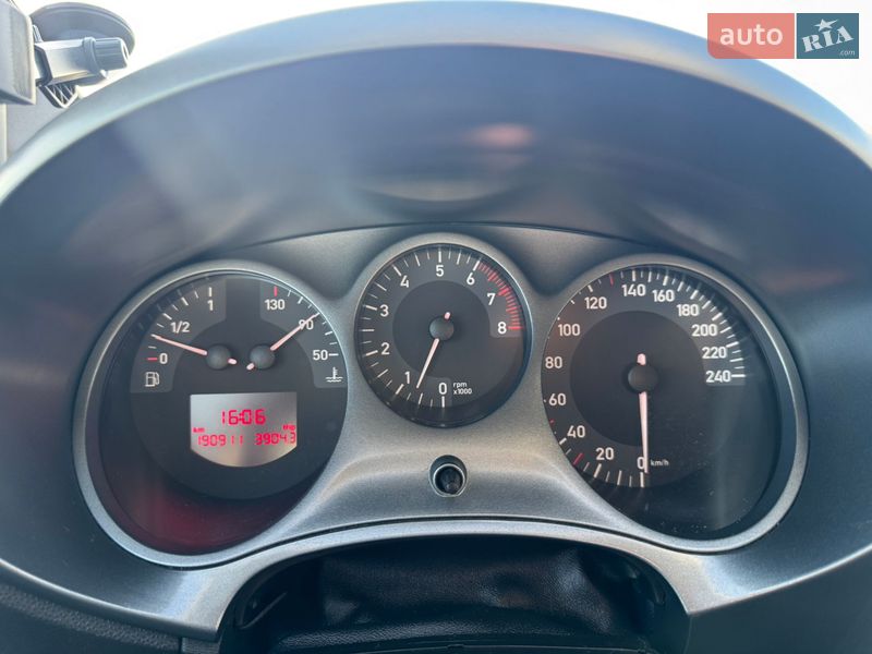 Хэтчбек SEAT Leon 2008 в Стрые