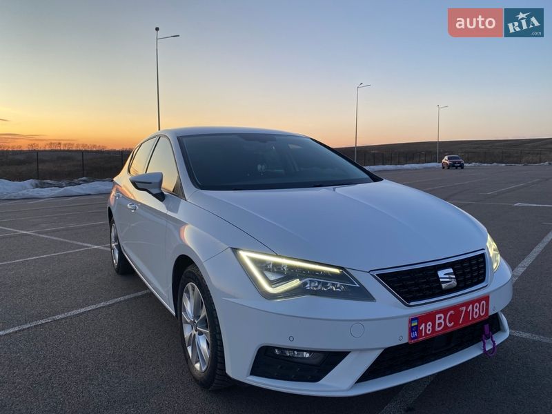 Хэтчбек SEAT Leon 2018 в Ровно