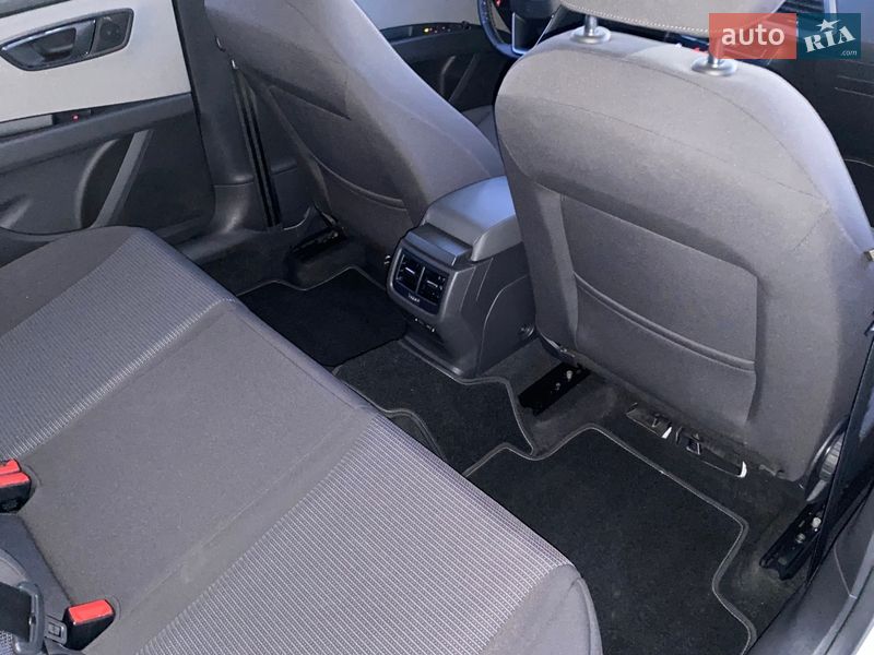 Хэтчбек SEAT Leon 2018 в Ровно