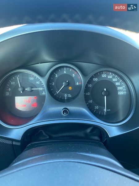 Хэтчбек SEAT Leon 2006 в Коростене