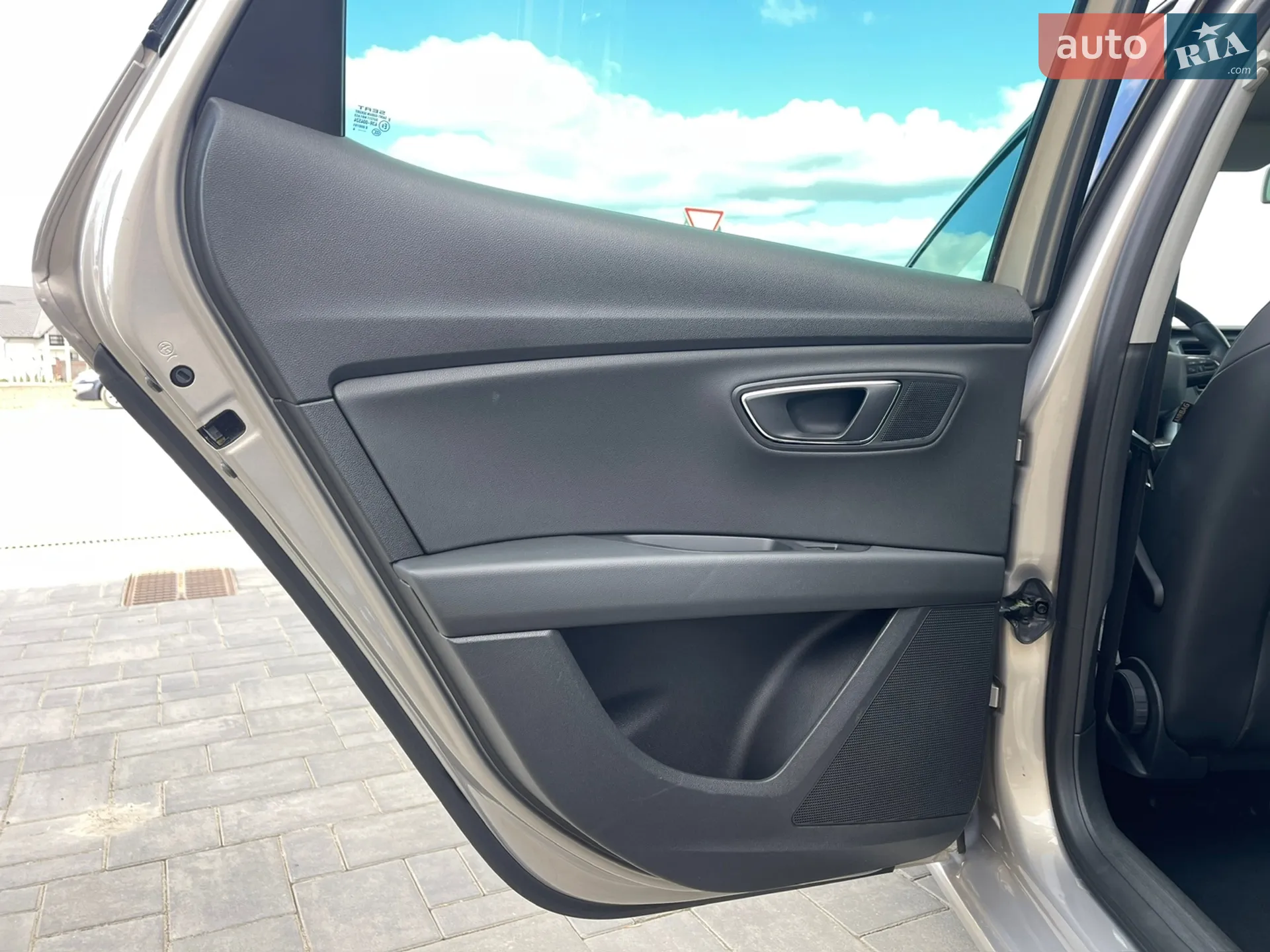 2014 SEAT Leon - мініатюра 20