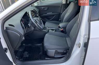 Хэтчбек SEAT Leon 2016 в Киеве