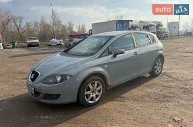 Хэтчбек SEAT Leon 2006 в Киеве