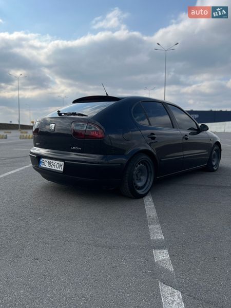 Хэтчбек SEAT Leon 2003 в Львове