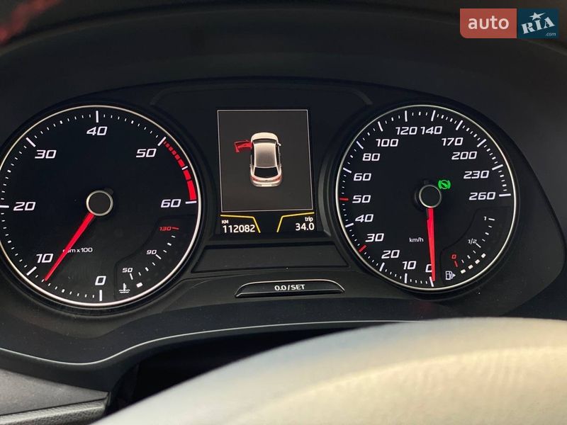 Хэтчбек SEAT Leon 2016 в Днепре