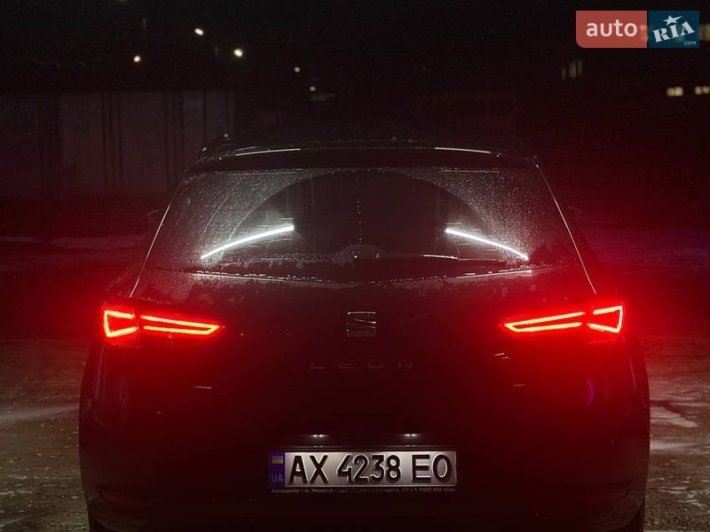 Хэтчбек SEAT Leon 2013 в Черкассах