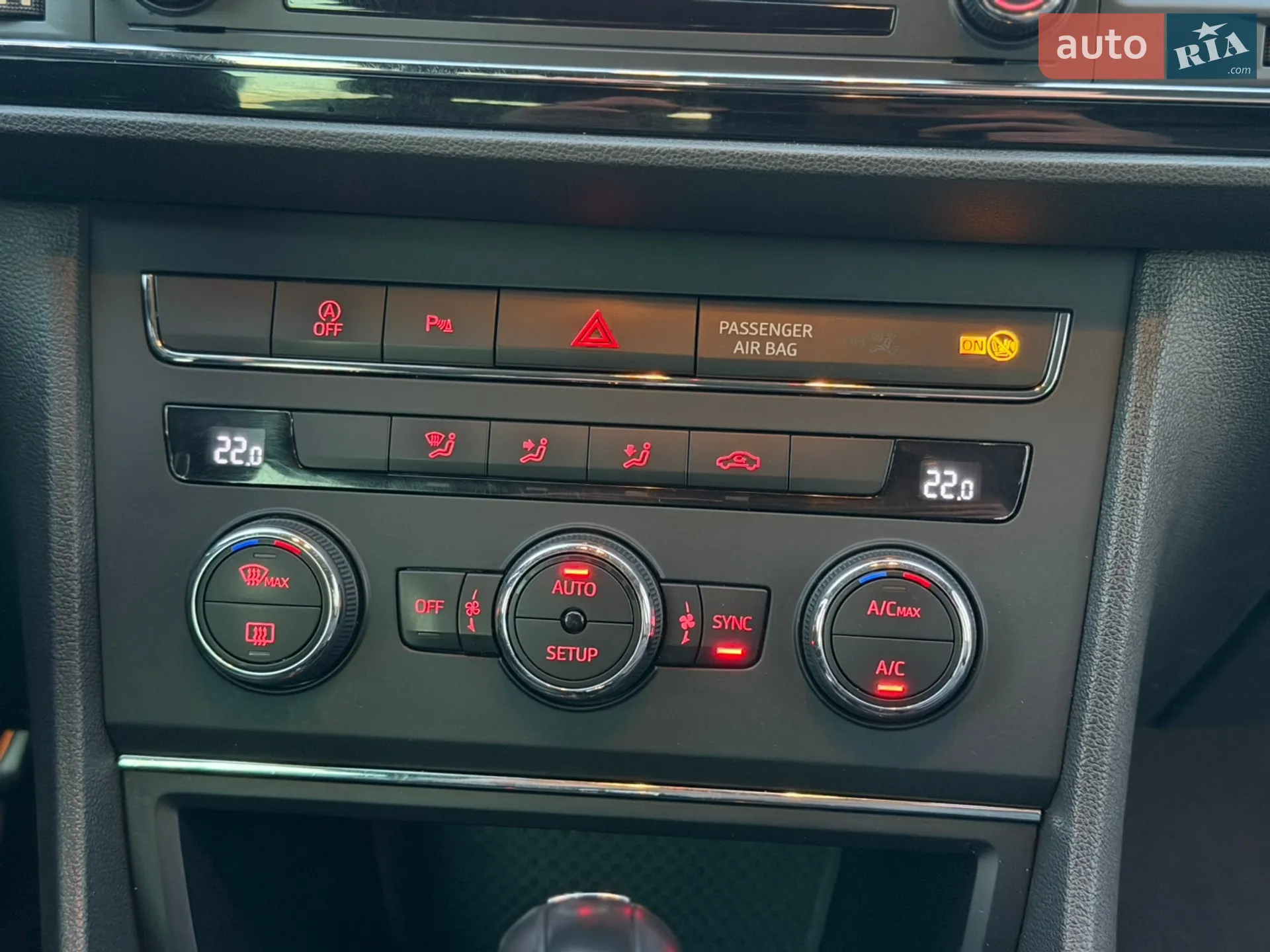 2014 SEAT Leon - мініатюра 14
