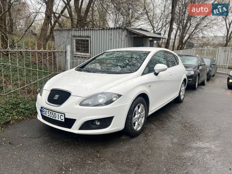 2011 Seat Leon, VIN VSSZZZ1PZBR057630:plate — фото 1 (autoria)