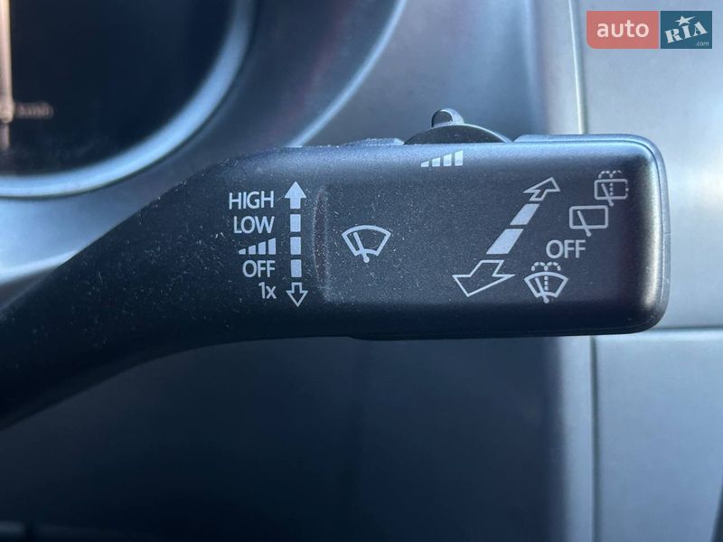Хэтчбек SEAT Leon 2010 в Киеве