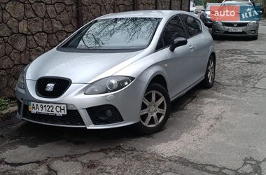 Хэтчбек SEAT Leon 2007 в Киеве