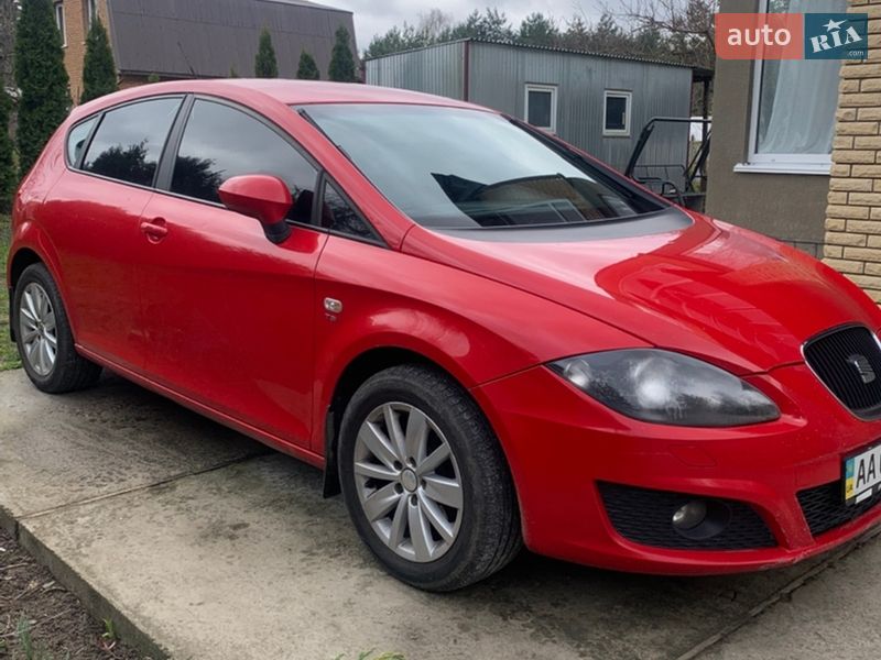 SEAT Leon 2011 SEAT Leon 2011