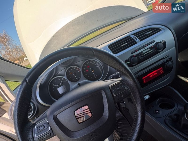 Хетчбек SEAT Leon 2009 в Кривому Розі фото 9 Хетчбек SEAT Leon 2009 в Кривому Розі