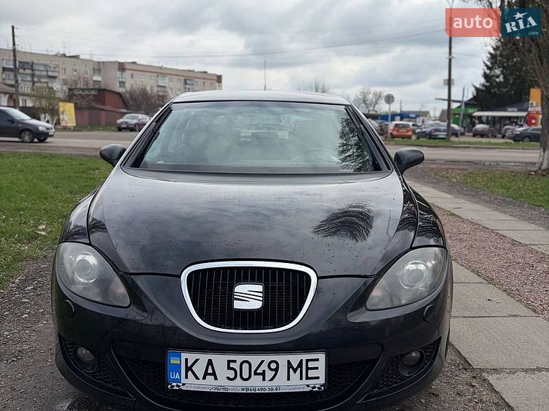 Хэтчбек SEAT Leon 2007 в Козельце