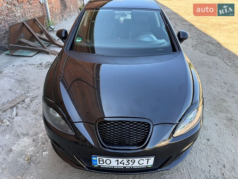 Хэтчбек SEAT Leon 2010 в Хмельницком