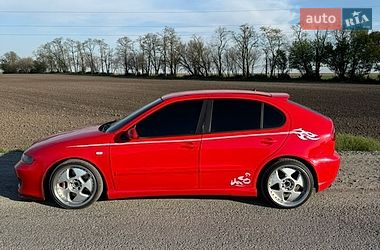 Хэтчбек SEAT Leon 2003 в Радехове