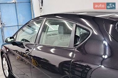 Хэтчбек SEAT Leon 2006 в Стрые