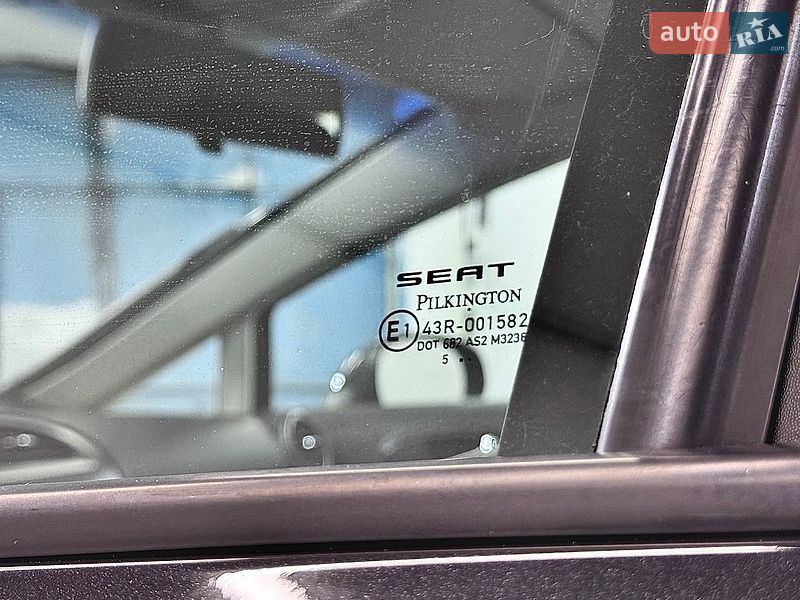 Хэтчбек SEAT Leon 2006 в Стрые