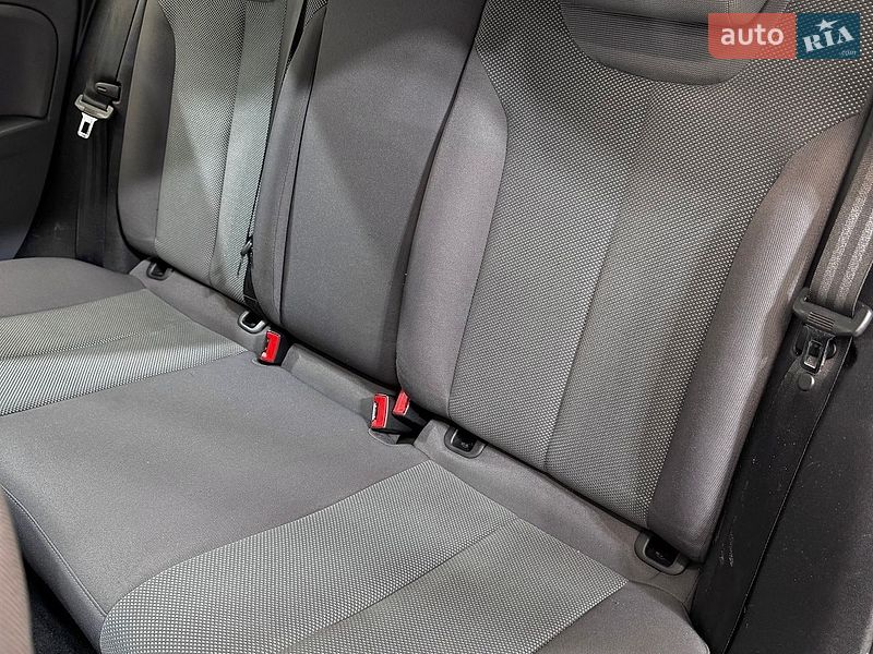 Хэтчбек SEAT Leon 2006 в Стрые