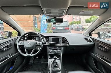 Хэтчбек SEAT Leon 2014 в Киеве