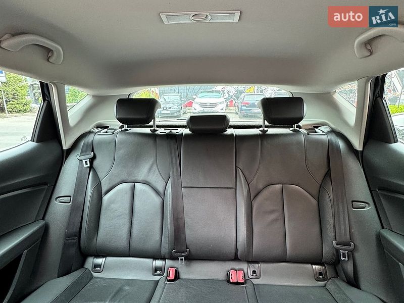 Хэтчбек SEAT Leon 2014 в Киеве