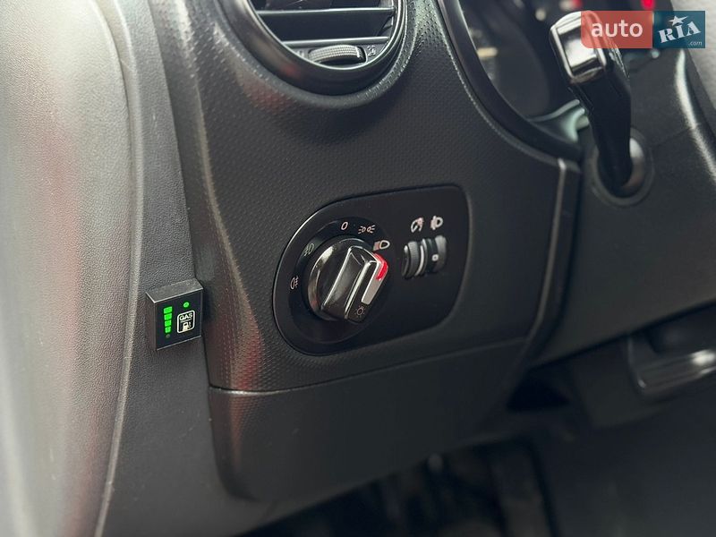 Хэтчбек SEAT Leon 2008 в Бердичеве